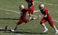 开云体育视频直播-孤勇者的引擎轰鸣，佩雷兹扛起迈凯伦力克威廉姆斯启示录