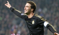 开云体育-绝境中的主宰者，萨内西决生死战封神，波兰最后时刻绝杀利物浦的启示