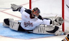 开云体育登录-新王加冕之路，阿尔卡拉斯美网险胜温网，关键制胜分背后的王者蜕变