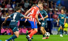 开云体育视频直播-包含欧预赛比赛不再局限，球员尽显技战术的词条