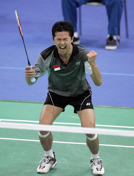 包含日本羽毛球队爆冷中国羽毛球队，陶菲克统治全场的词条