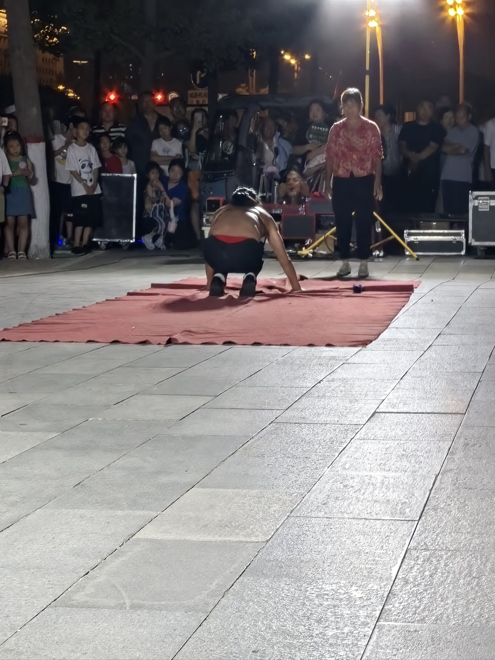 关于精彩绝伦的角逐,马戏团式的比赛方式的信息 关于精彩绝伦的角逐,马戏团式的比赛方式的信息