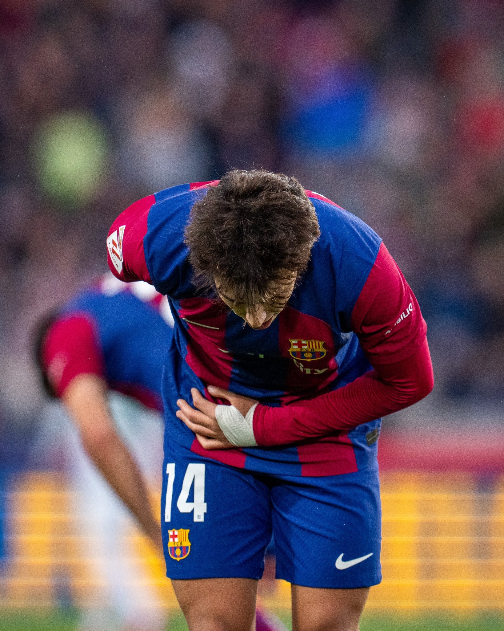 关于里昂球员受伤情况紧急,球队备战受困的信息 关于里昂球员受伤情况紧急,球队备战受困的信息