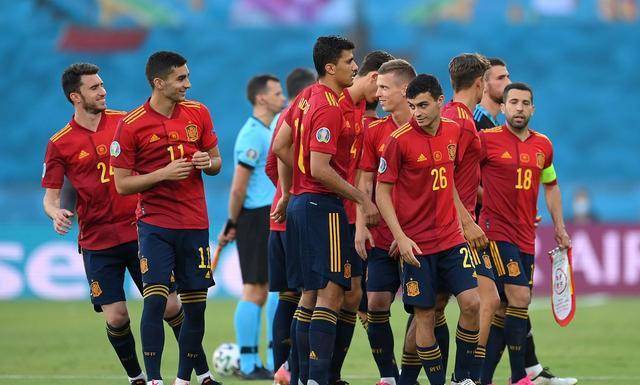 西班牙战胜阿塞拜疆，稳固小组赛排名的简单介绍