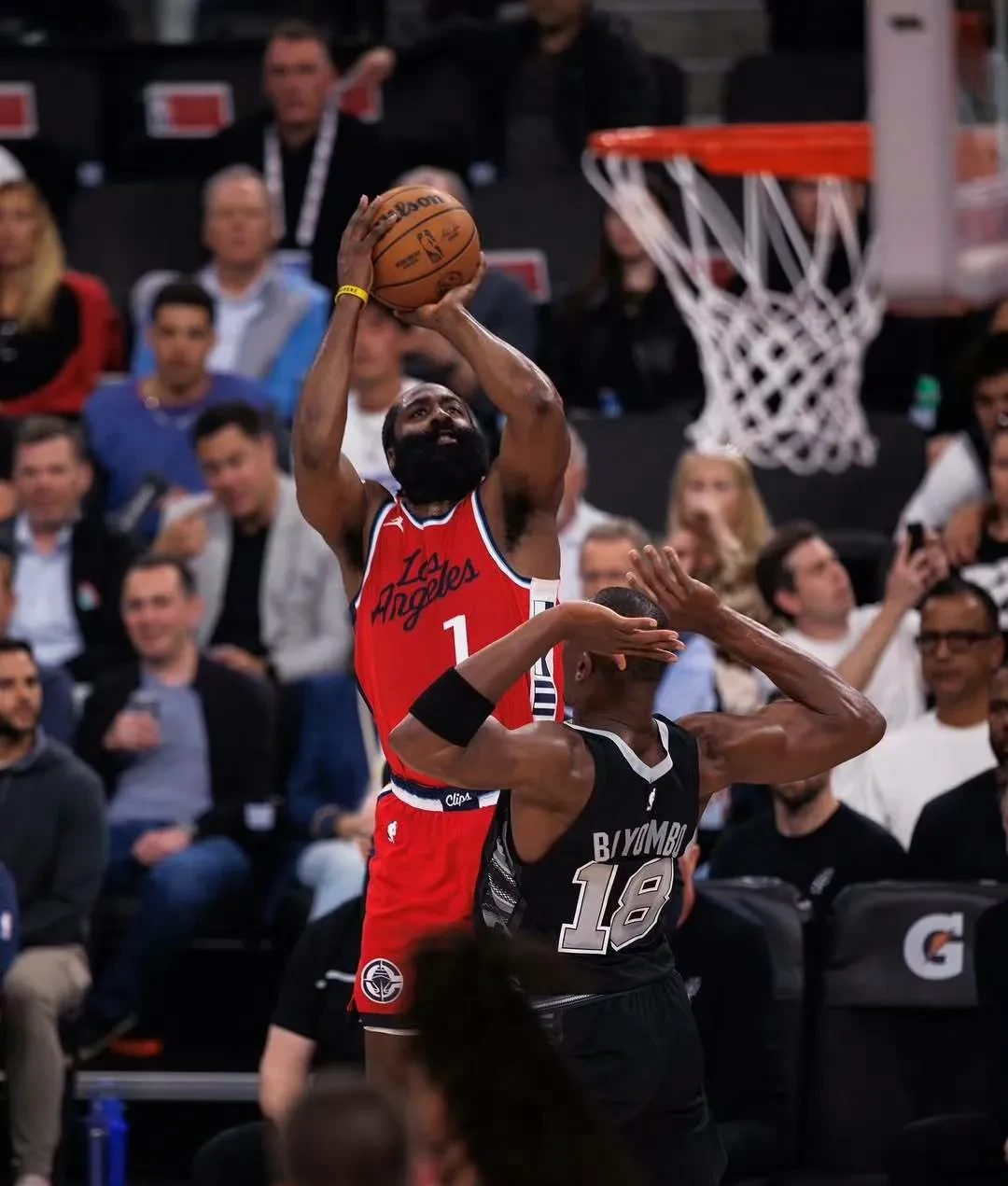 包含快船碾压火箭，布拉德利一己之力扛起全队的词条